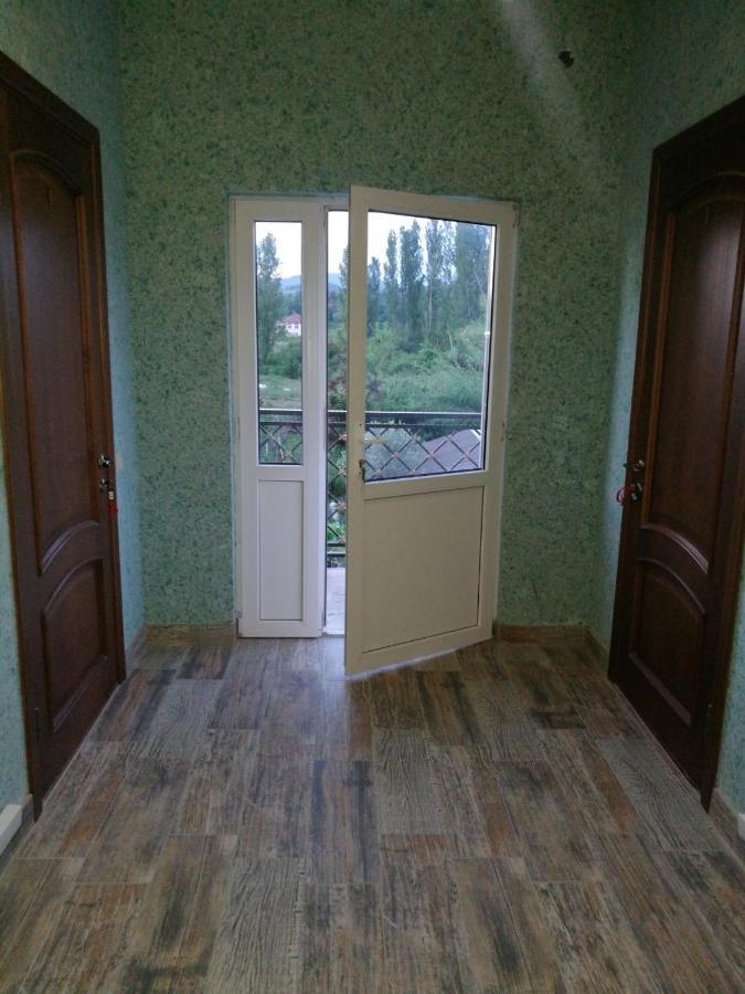 Guest House Санэль トゥサンドリプシュ 部屋 写真