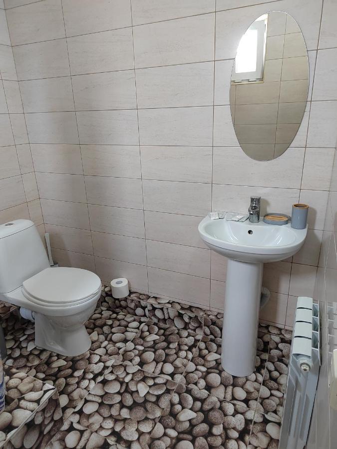Guest House Санэль トゥサンドリプシュ エクステリア 写真