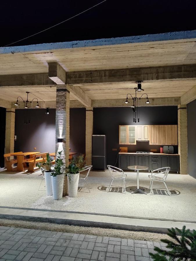 Guest House Санэль トゥサンドリプシュ エクステリア 写真