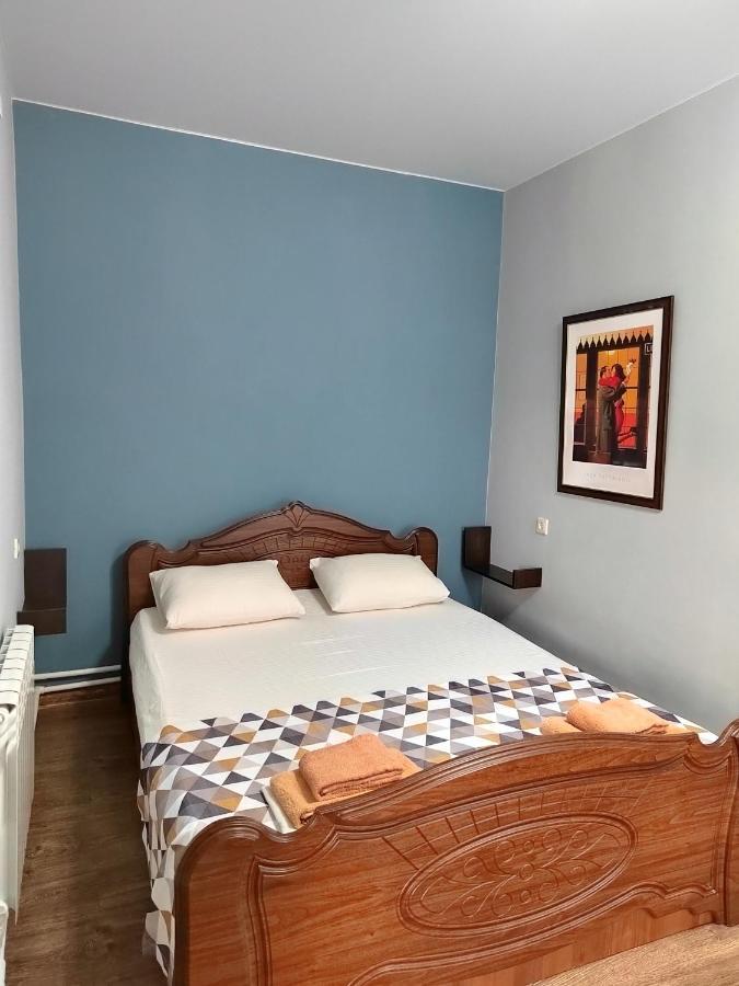 Guest House Санэль トゥサンドリプシュ エクステリア 写真