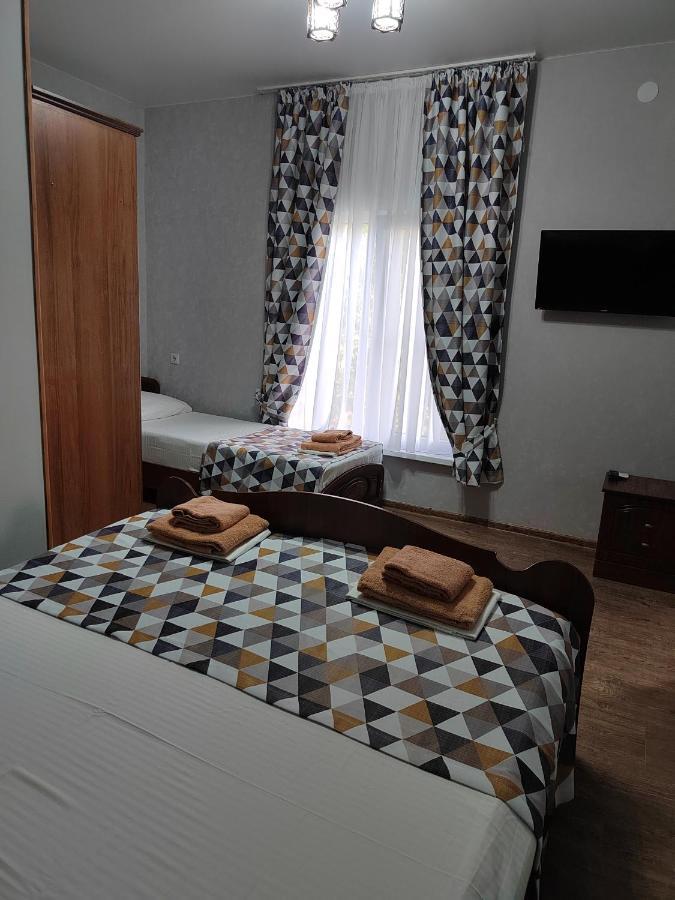 Guest House Санэль トゥサンドリプシュ エクステリア 写真